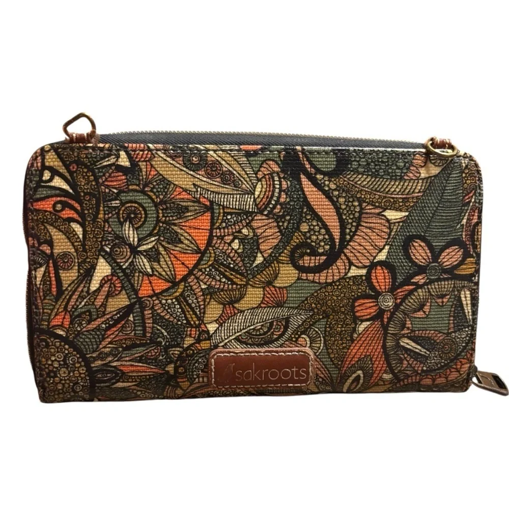 Sakroots Smartphone Wallet Brown